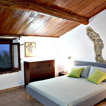 Εξοχικό σπίτι Casa Marju Montemassi
